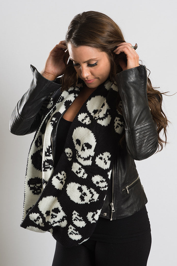 Skull Madness Reversible Infinity Scarf – Hair Glove