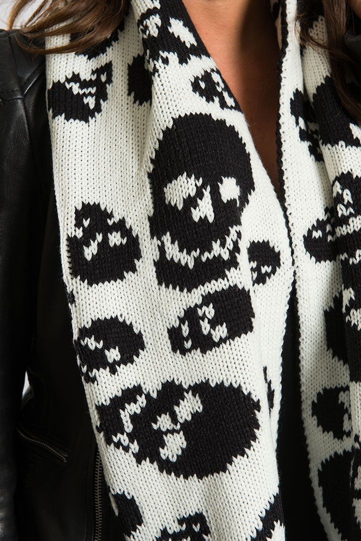 Skull Madness Reversible Infinity Scarf – Hair Glove